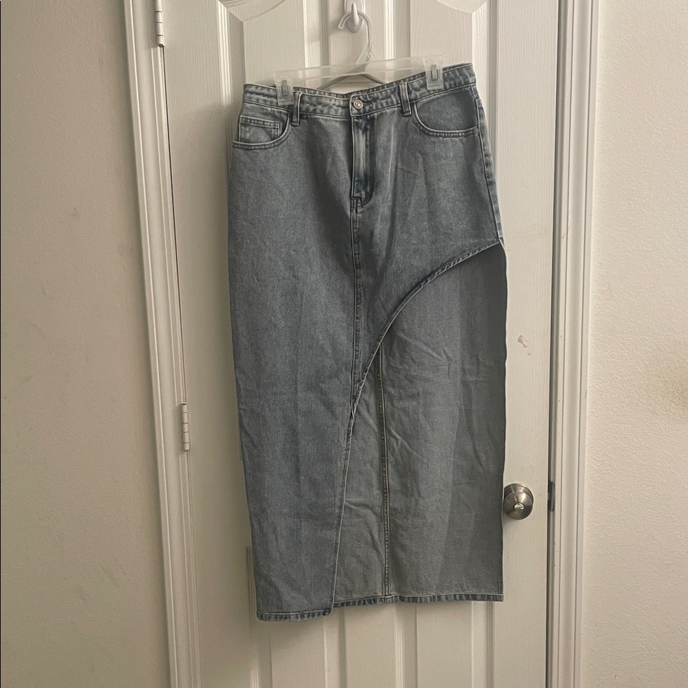 Boohoo Light Wash Denim Midi Skirt with Asymmetrical Cut